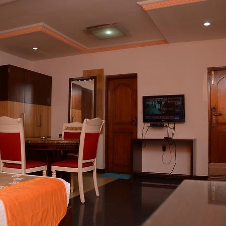 ناغبور Hotel Rahul Deluxe المظهر الخارجي الصورة