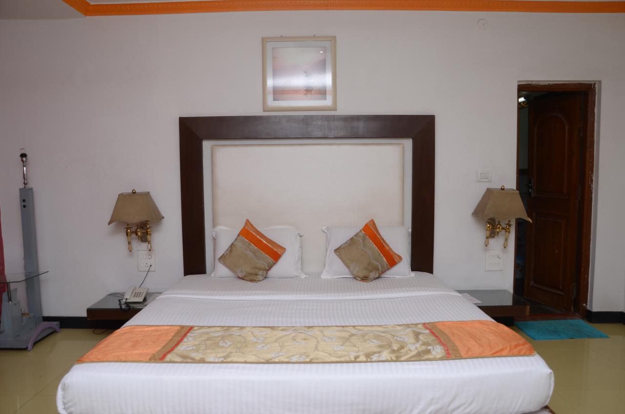 ناغبور Hotel Rahul Deluxe المظهر الخارجي الصورة